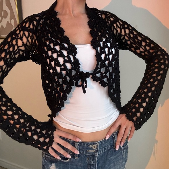 Beautiful crochet black cardigan size small - Picture 1 of 3